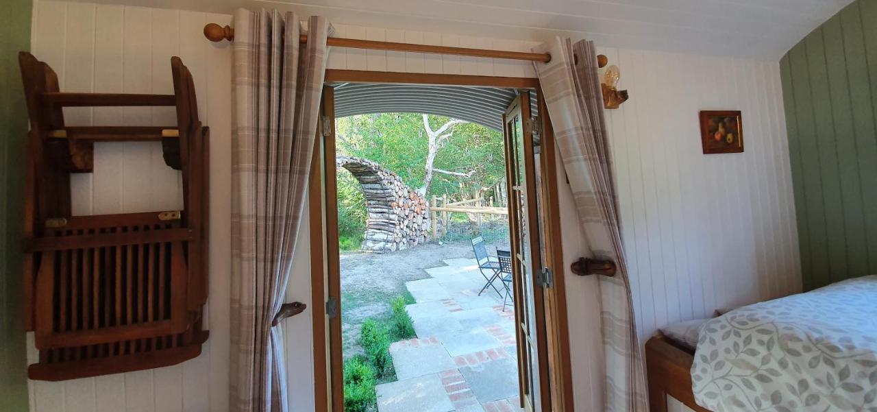 Sika Hut Villa แวร์แรม ภายนอก รูปภาพ